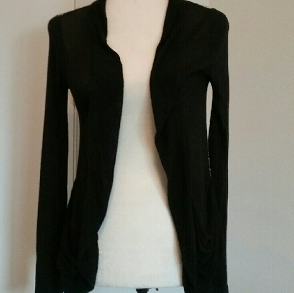 Cozy and simi sheer open shirt.